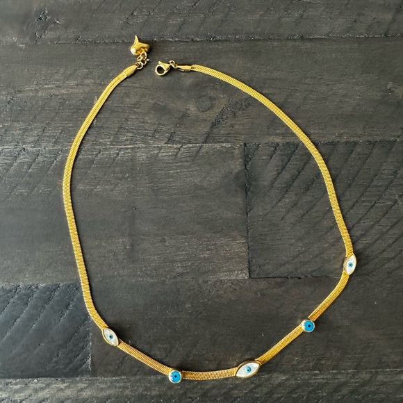 Stainless steel evil eye 🧿 necklace - Picture 2 of 5